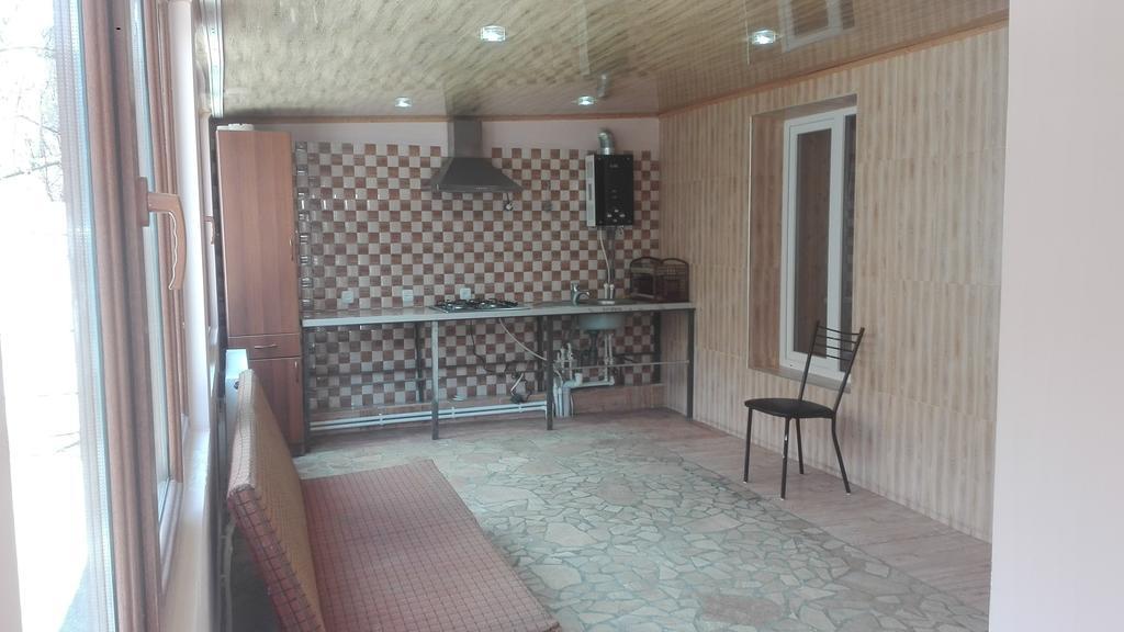 Guest House Sabauri Kazbegi Esterno foto