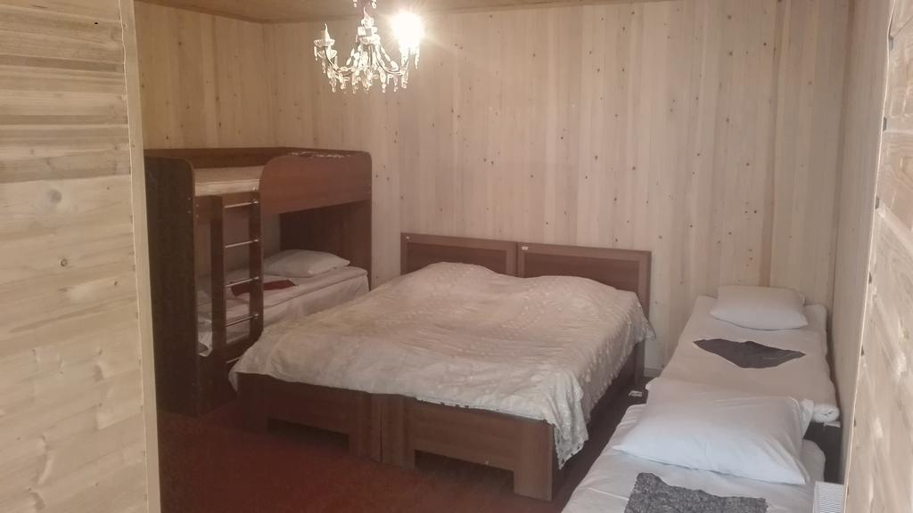 Guest House Sabauri Kazbegi Esterno foto